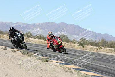 media/Dec-04-2025-Racers Edge (Thu) [[5ebc9f124d]]/3-B Group/3-Session 2 (Turn 7 Inside)/